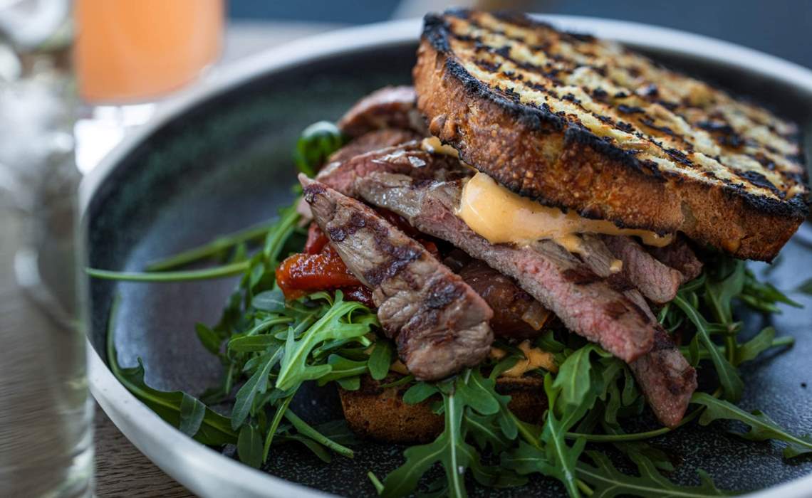 Griffen Spahotel Cafe G 018 Web