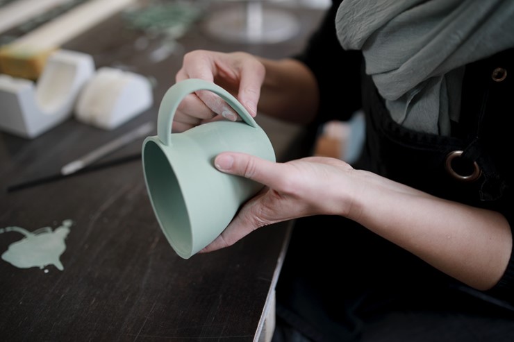 Se flot keramik på de hyggelige værksteder i Rønne