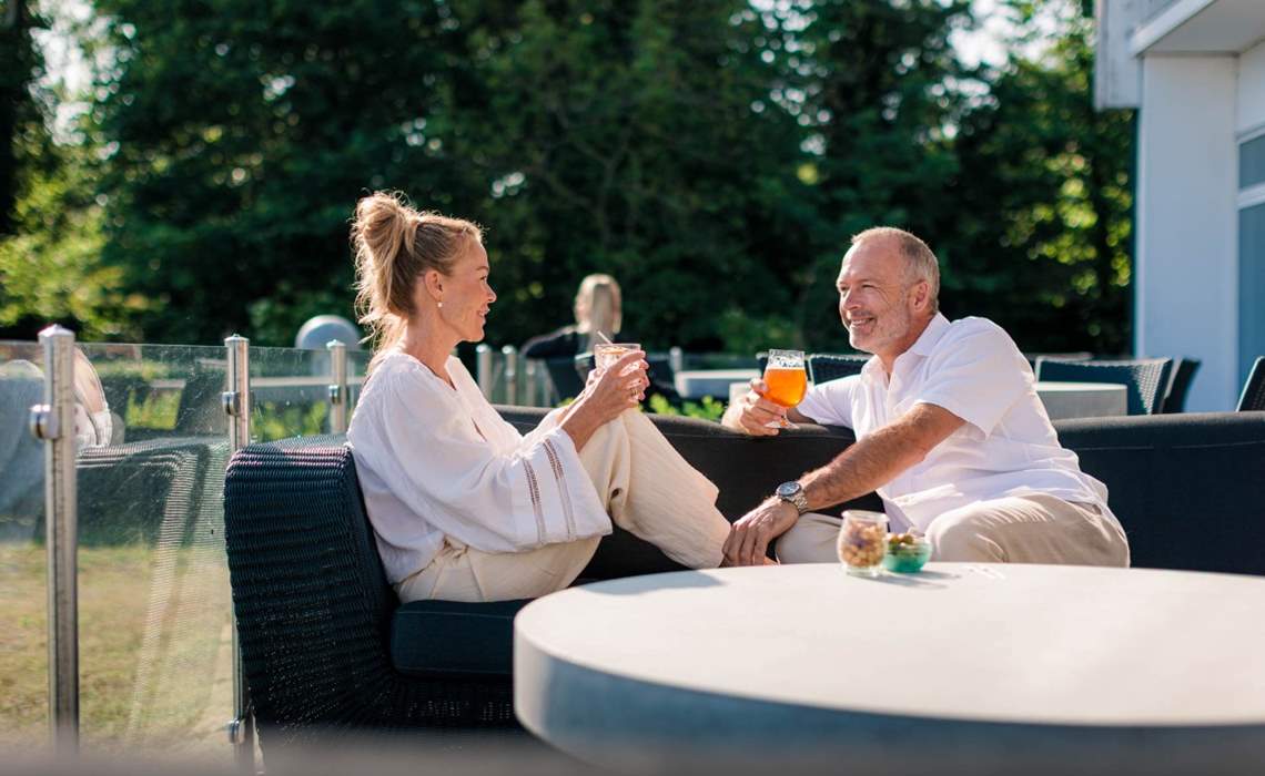 Fredensborg Badehotel Par I Udendoers Loungeomraad Web