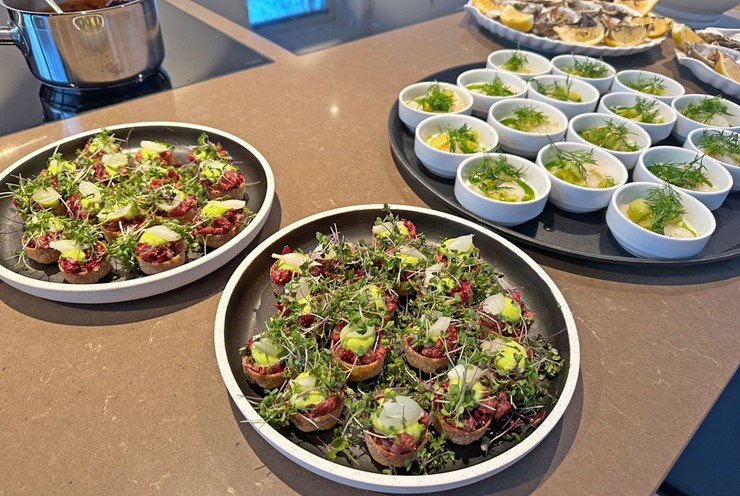 Strandvejshuset - Let our chefs create you a lovely dinner after an exciting day